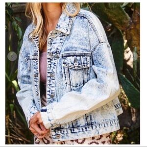 Time After Time | NWT Oversized Retro Acid Washed Jacket